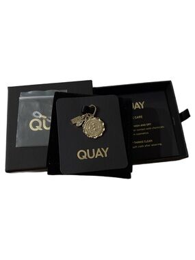 Quay Australia All My Love Medallion Charm New In Box Gold Tone
